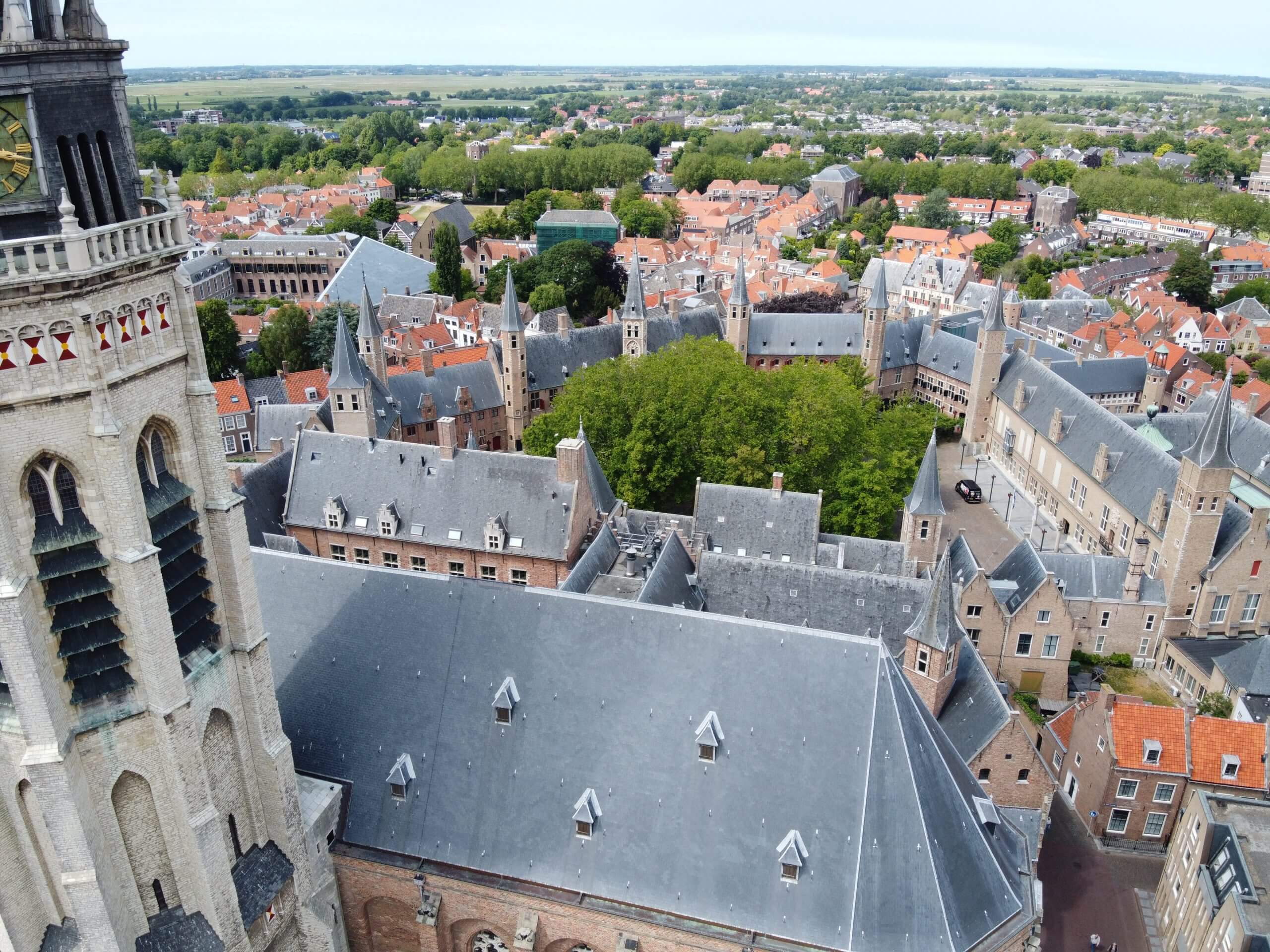 Middelburg vanaf grote hoogte bekijken