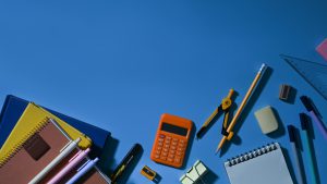 Alles-handig-bij-elkaar- bewaren-in-één-map-ontwerp-vormgeving-opmaak-basisschool-ontwerp-map-mappen-marketing-intern-extern-Origin-Marketing